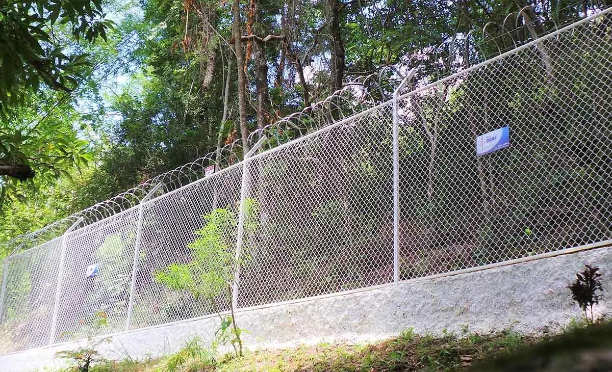 Cercamento de propriedade: quanto de tela para cercar o terreno? Cercamento de propriedade: quanto de tela para cercar o terreno?
