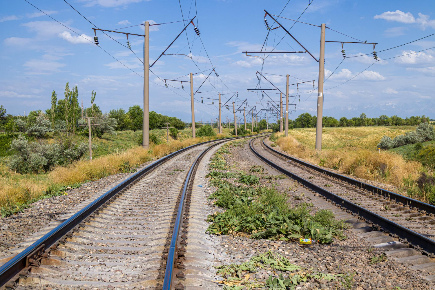 Estratégias fundamentais para a segurança ferroviária Estratégias fundamentais para a segurança ferroviária
